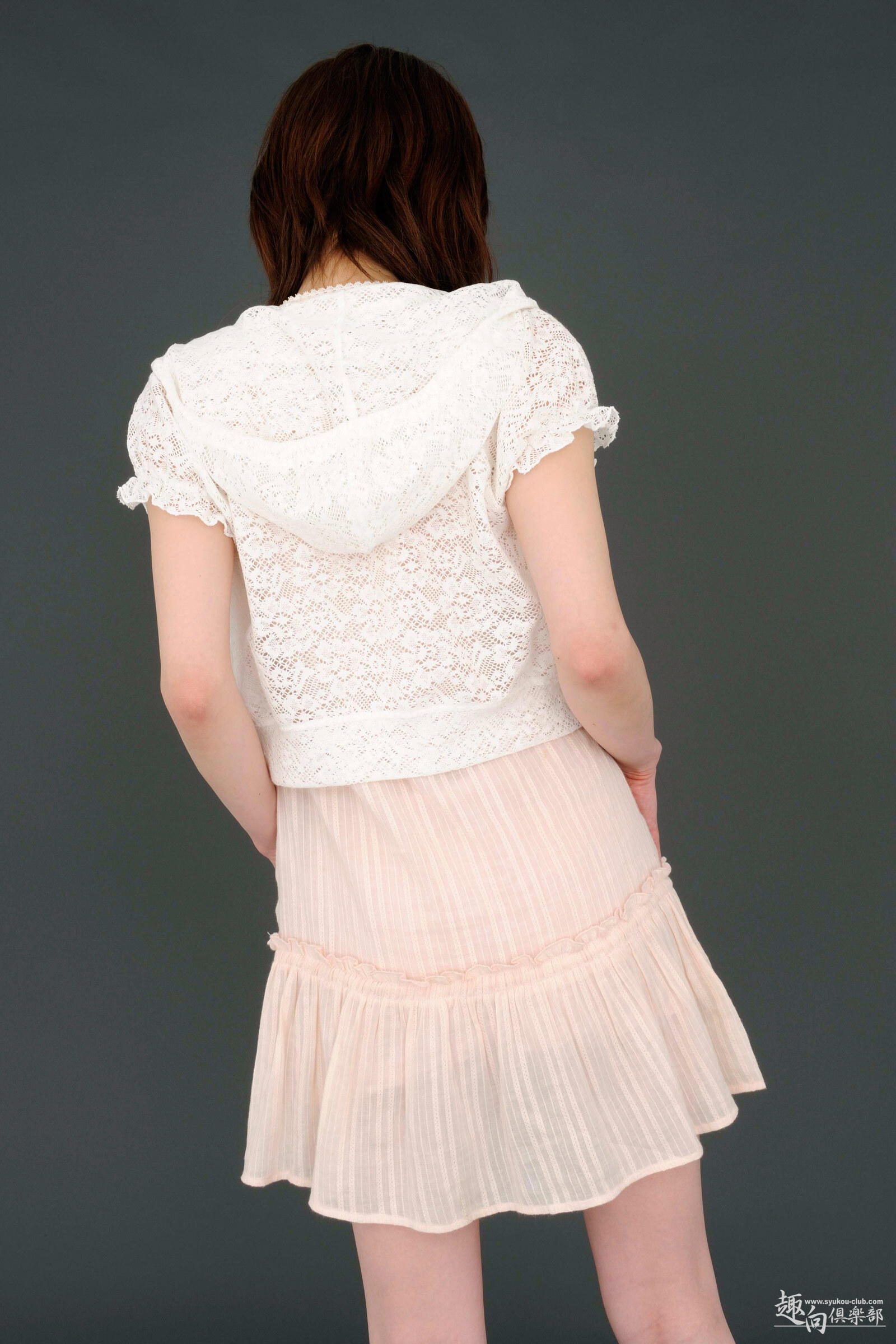 [Syukou-Club] 2013.11.07 Digi-Girl No.152 初脫ぎ素人4 純花しおん 1